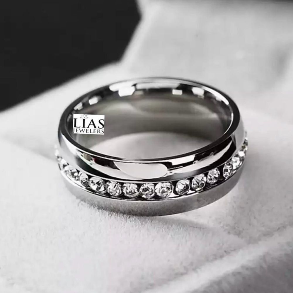 New 18k white gold men wedding ring